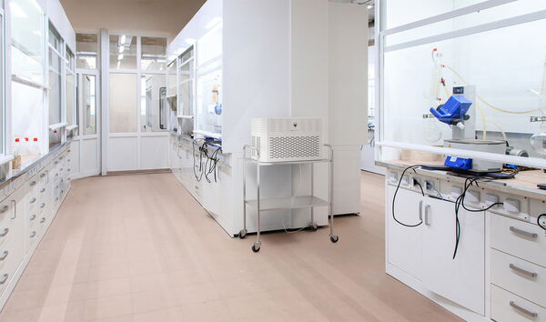PRO 130 mobile in laboratory